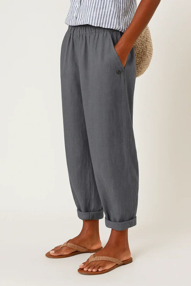 Blanaid | The Pants That Transitions Beautifully